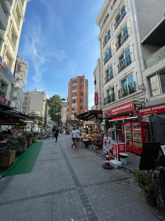 Hazar Hotel Istanboel Buitenkant foto